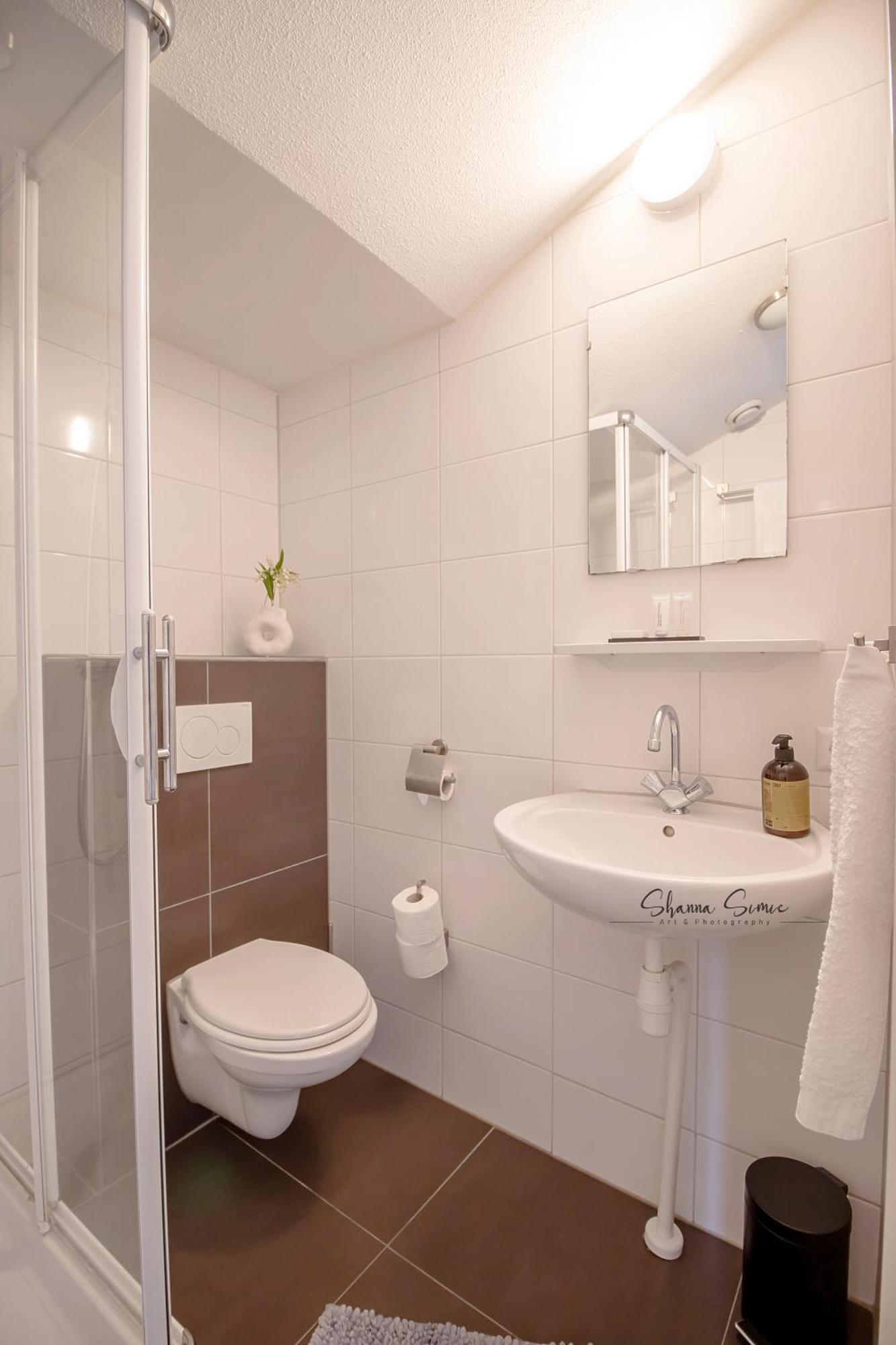 Aparthotel De Koning By Urban Home Stay Алкмаар Екстериор снимка
